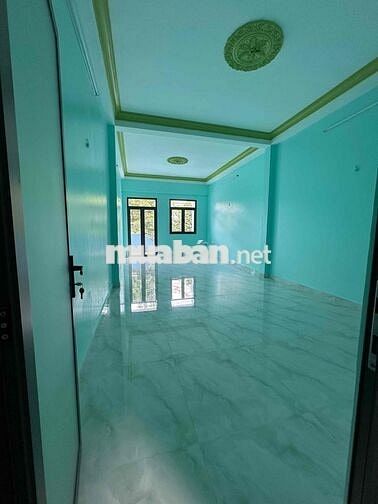 Bán nhà mặt tiền mua vào là ở ngay