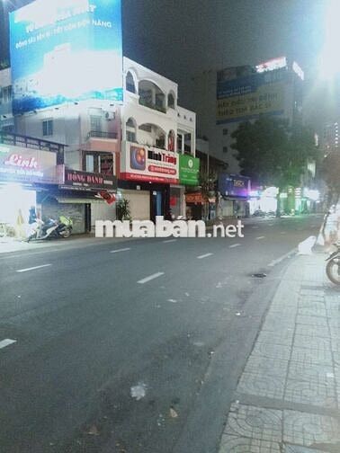 cần 1 bạn phụ quán bún bò