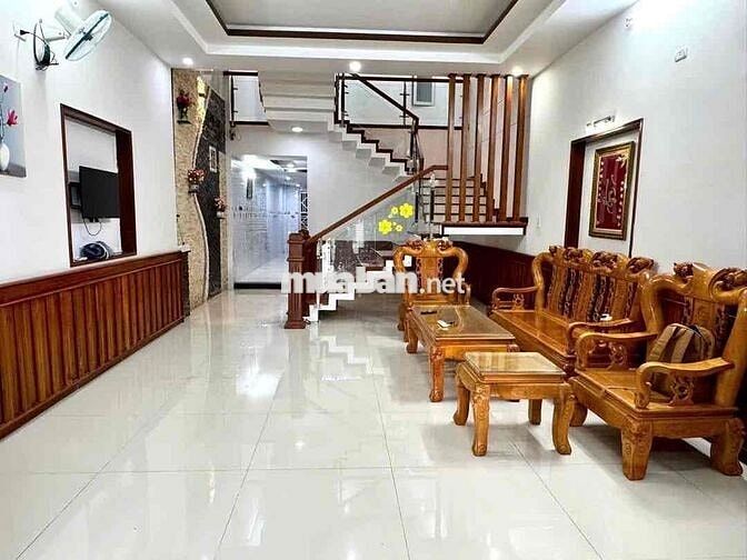 Cho thuê nhà 3 tầng khu Nam Việt Á
