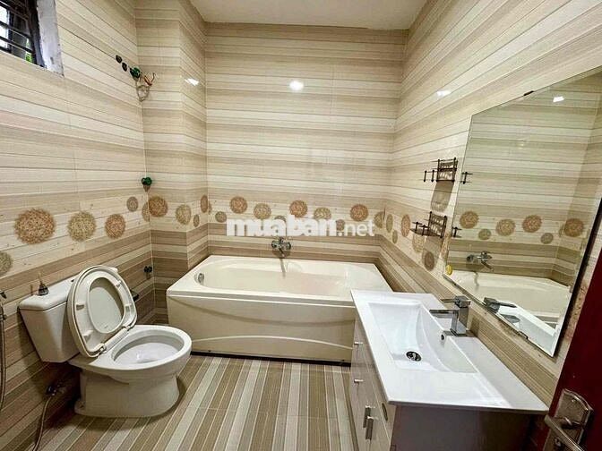 Cho thuê nhà 3 tầng khu Nam Việt Á