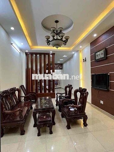 Cho thuê nhà MTKD đg tên lửa có thang máy 4.5 *20 giá 35tr