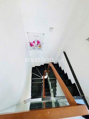 33 tỷ - HĐT: 125 triệu! Bán góc 3 mặt tiền ngang LỚN 14m - 5 Tầng có T