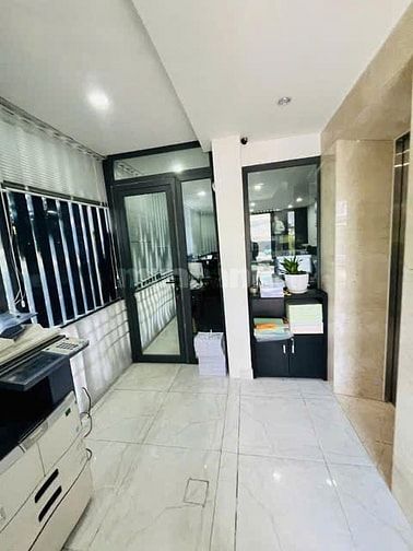 33 tỷ - HĐT: 125 triệu! Bán góc 3 mặt tiền ngang LỚN 14m - 5 Tầng có T