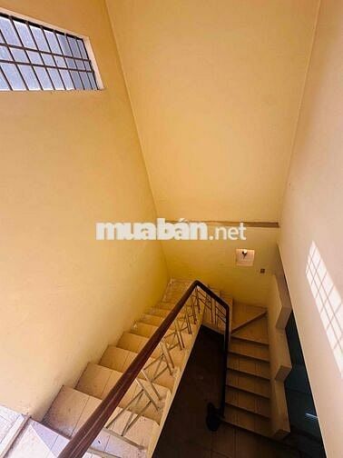 Bán Nhà mặt tiền số 4 khu Tên Lửa , DT 4x20 , 4PN ,2WC ,SHR.