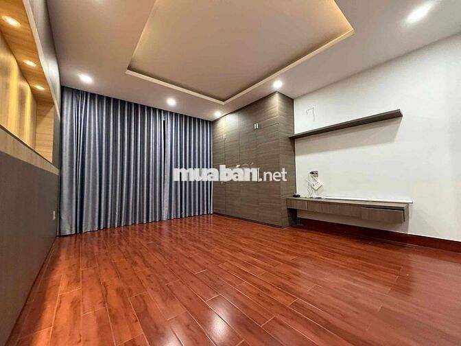 Cho thuê nhà mặt tiền đường số 28 khu tên lửa có máy lạnh