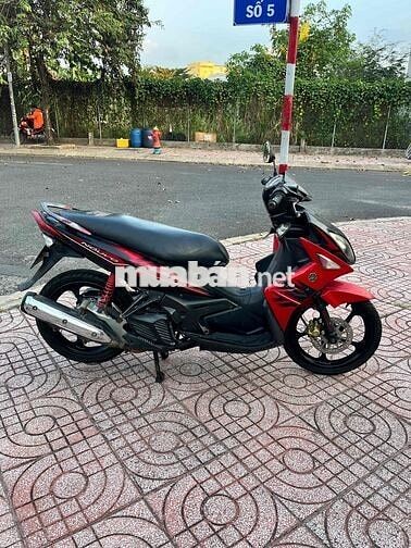 Xe novo4 đi làm 2tr6 , không có cavet  ,  máy chạy