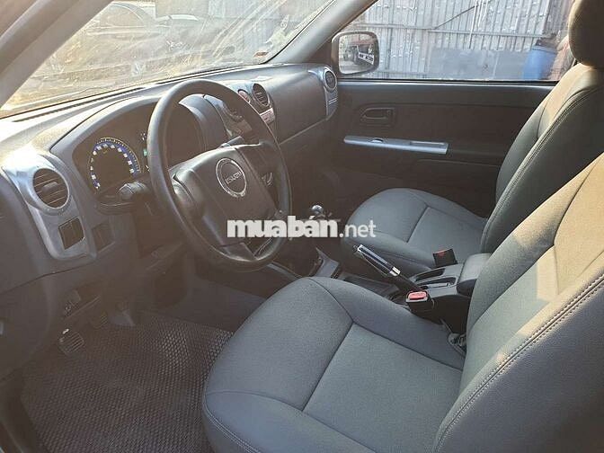 Isuzu D-Max 2008 Đen 5 chỗ