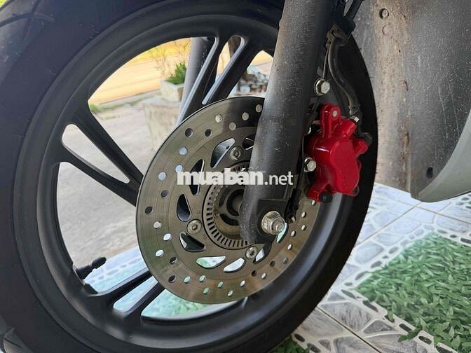 Honda SH 125 ABS 2024 Xám 9000km