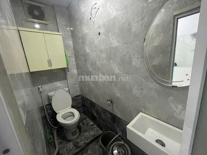 Bán nhà Quận 10 dưới 10 tỷ, hẻm to, thu nhập khoảng 30 triệu/tháng