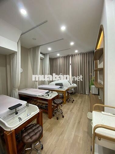 NHÀ ĐẸP MỚI TINH-35C Nguyễn Hồng Đào- Phường 14-Q.Tân Bình-DTSD 300m2
