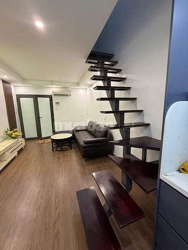 Bán căn hộ Tập thể 8/3 tầng 4+5, diện tích sử dụng 20 m2, sử dụng 96m2