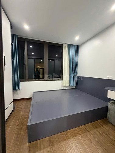 Bán căn hộ Tập thể 8/3 tầng 4+5, diện tích sử dụng 20 m2, sử dụng 96m2