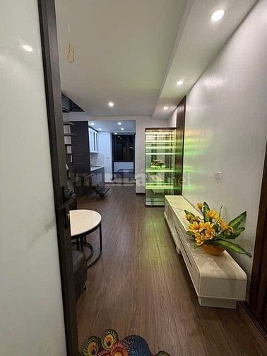 Bán căn hộ Tập thể 8/3 tầng 4+5, diện tích sử dụng 20 m2, sử dụng 96m2