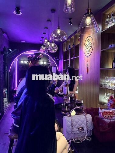 TUYỂN NHÂN VIÊN COUNTER – PHÙ HỢP VỚI NỮ TRẺ TRUNG