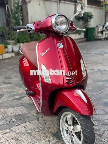 Piaggio Vespa 125 2015 trả trc 12tr5 nhận xe