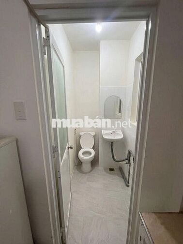 STUDIO NHỎ XINH NGAY CHỢ BÀ CHIỂU - CỬA SỔ TRỜI ĐÓN NẮNG-FULL NT-25M2