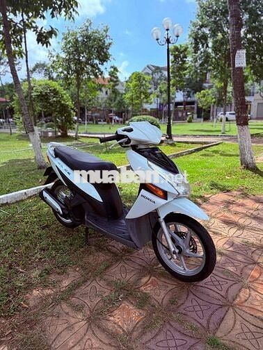 🛵Honda Click 110 Màu Trắng Máy Zin Êm Ấm