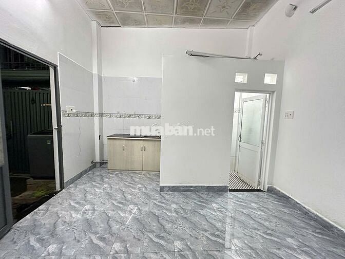  PHÒNG TRỌ GIÁ RẺ NGAY CHỢ NGÃ 3 BẦU ẤP ĐÔNG ,SẴN KỆ BẾP G NGAY TRỆT
