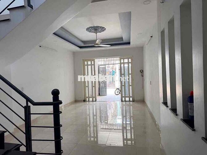 HXH Nguyễn Hữu Tiến Ngay ĐHCT  - DT 4x20m 1 Trệt 1 Lầu 2Pn 2Wc -