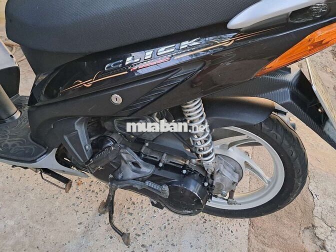 Click..Xe đẹp..máy zin..cực êm..Bs 72