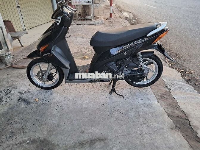 Click..Xe đẹp..máy zin..cực êm..Bs 72