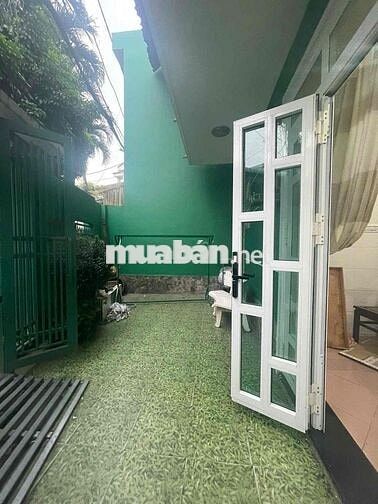 Cho thuê nhà 1 trệt lầu góc 2 MT hẻm thoáng đường 10 Phường Linh Chiểu