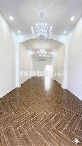 Cho kd shop bán phụ kiện, shop váy, make up, khách Nga, Hàn ở lâu dài