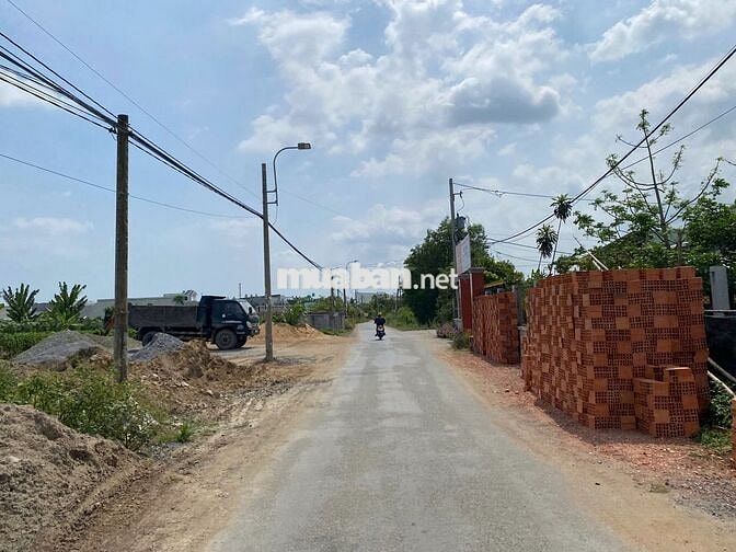 Bán lô đất 10×42m(420m2) xã Qui Đức, huyện Bình Chánh