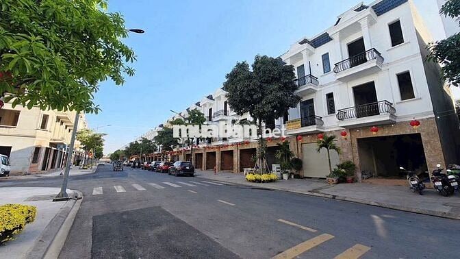 🇻🇳NHÀ PHỐ KHU ĐÔ THỊ BCONS CITY LIFE🚝4,5x14m_TRỆT_2LẦU+Sân Thượng _4PN