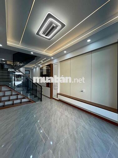 BÁN NHÀ SỔ RIÊNG HOÀN CÔNG PHƯỜNG TÂN PHONG. dt 80m2 giá 3tỷ7.