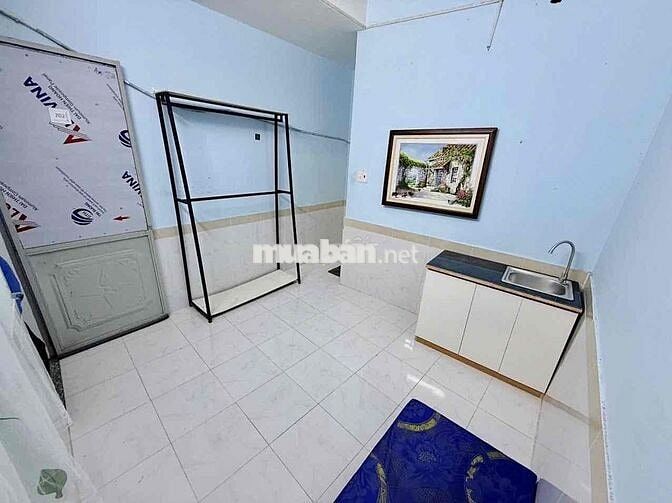 PHÒNG TRỌ MÁY LẠNH - KỆ BẾP - KHÔNG CHUNG CHỦ - NGAY PHAN XÍCH LONG