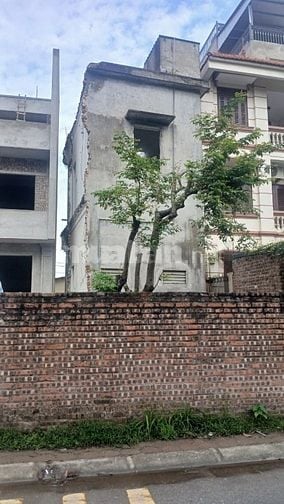 Bán Đất -  Ngọc Thuỵ - Long Biên – Ô Tô – 101 M2 – MT 5 M – Giá 13.9 T