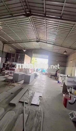 cho thuê kho xưởng 300m2 mái cao thông thoáng