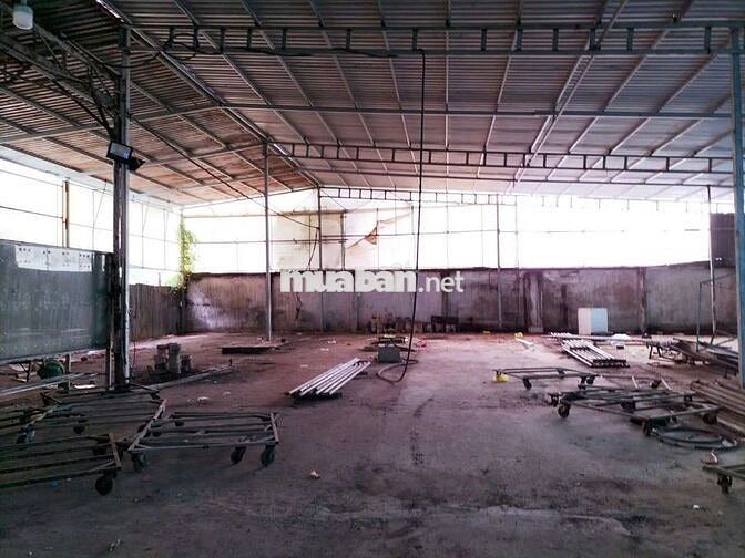 Xưởng 800m2 -Có Văn Phòng - Xe Container 