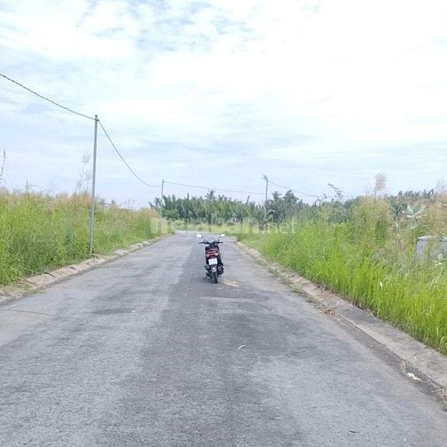 Bán đất vị trí đẹp, giá tốt còn thương lượng, DT 100m2 KDC Sở văn hoá
