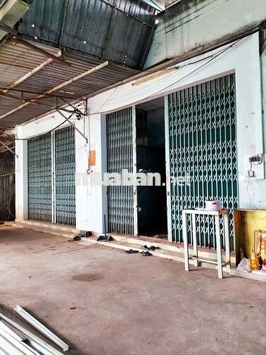 Xưởng 800m2 -Có Văn Phòng - Xe Container 