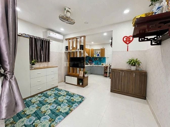 NHÀ ĐƯỜNG PHẠM VĂN BẠCH, HẺM XE HƠI, GẦN CHỢ TÂN TRỤ