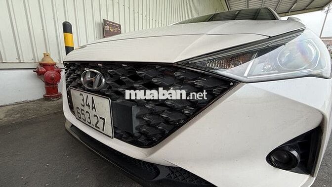 Hyundai Accent 2023 Tiêu chuẩn 70000 km Trắng