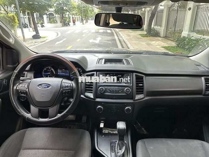 Ford Ranger XLS AT 2019 Xám