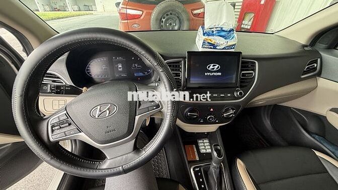 Hyundai Accent 2023 Tiêu chuẩn 70000 km Trắng