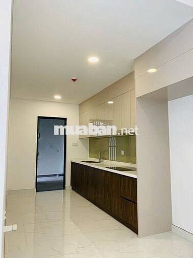 Chính chủ bán căn 2PN 96m2 Diamond Brilliant, nội thất cơ bản, nội khu