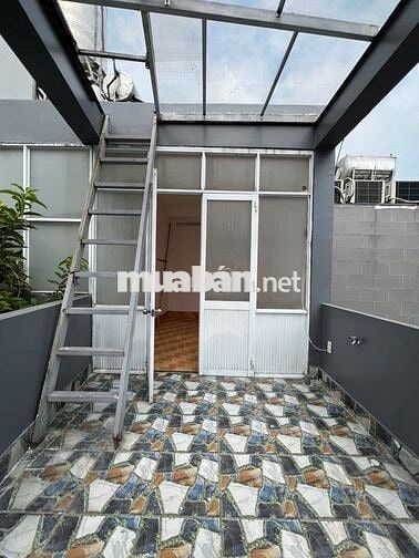 CHO THUÊ NHÀ 3 TẦNG - 3PN TRUNG TÂM QUẬN 10