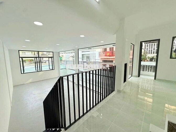 🔥 GÓC 2MT CÁCH MẠNG THÁNG 8, QUẬN 10 – TRỤC ĐƯỜNG HUYẾT MẠCH