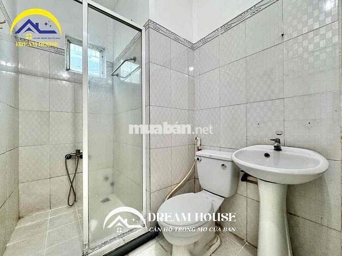 CHO THUÊ STUDIO NỘI THẤT ĐẦY ĐỦ CỬA SỔ TRỜI GẦN ĐẠI HỌC VĂN HIẾN.