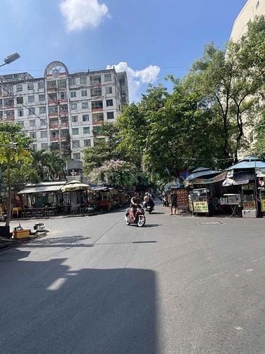BÁN NHÀ HẺM 6M BA THÁNG HAI QUẬN 10, 6 TẦNG, CHỈ NHỈNH 7 TY