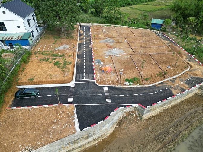 Đất nền đối diện dự án SunGroup 21 nghìn tỉ 