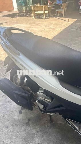 ai cần liên hệ nha xe dang di bình thường