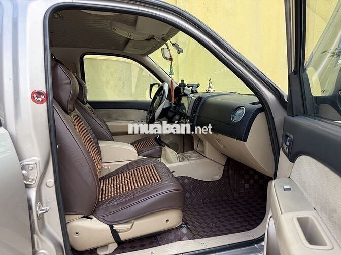 Ford Everest 2007 Số sàn Vàng cát