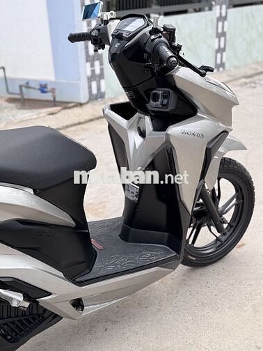 Honda Vario 150 Bạc Zin