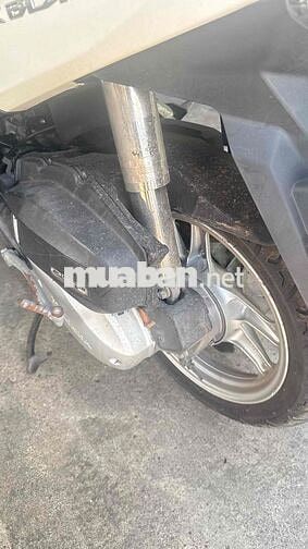 ai cần liên hệ nha xe dang di bình thường